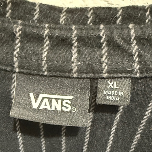 Vans Men's Black Pinstripe Shirt flanel - Picture 3 of 7